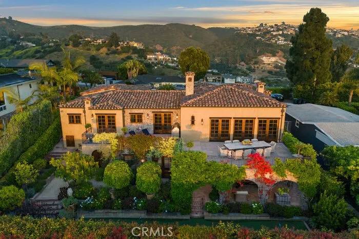 Laguna Beach, CA 92651,1330 Temple Hills Drive