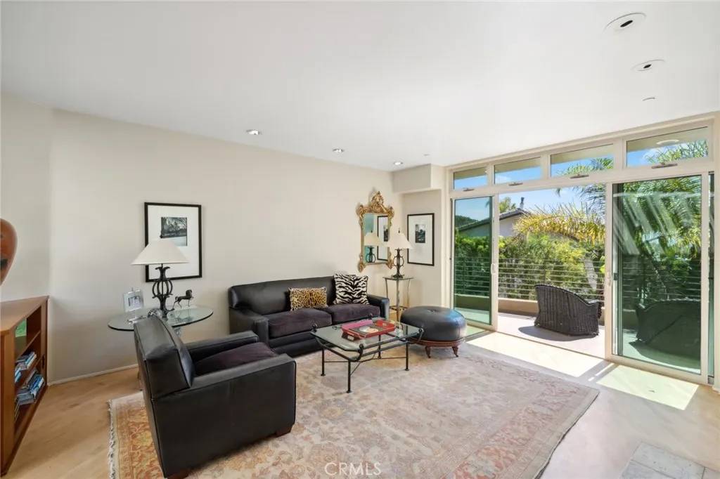 Laguna Beach, CA 92651,1547 N Coast