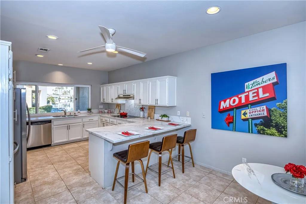 Rancho Mirage, CA 92270,104 Lake Shore Dr