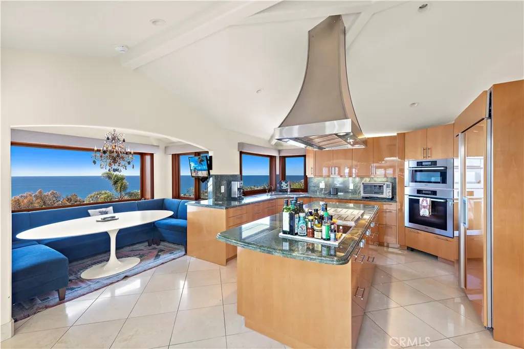 Laguna Beach, CA 92651,612 Allview Place