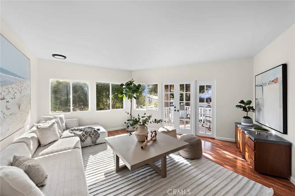 Laguna Beach, CA 92651,2120 Ocean Way