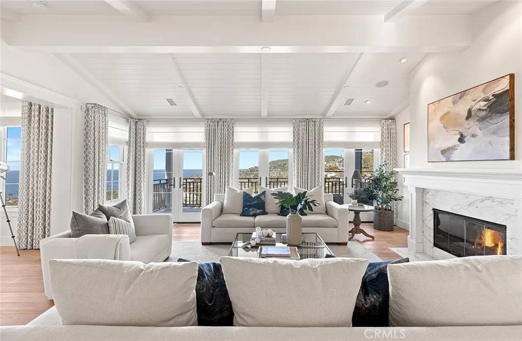Laguna Beach, CA 92651,745 Buena Vista Way