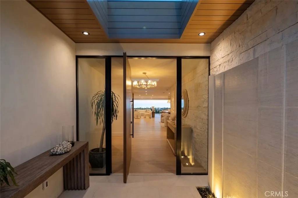 Corona Del Mar, CA 92625,4633 Orrington Road