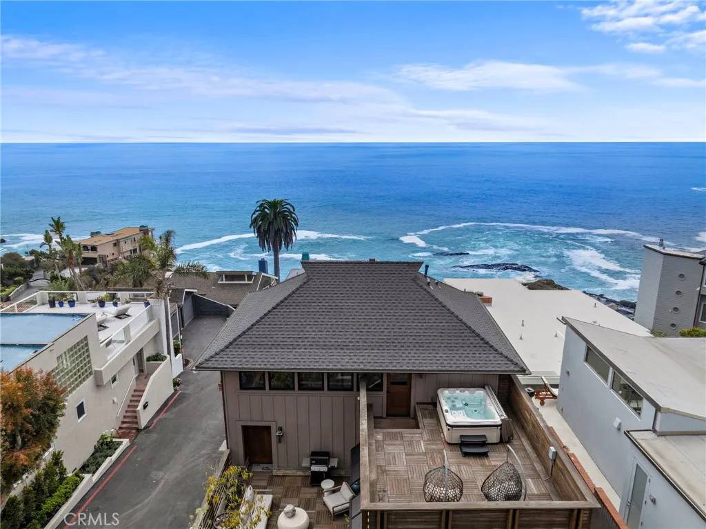 Laguna Beach, CA 92651,31678 Seacliff Drive