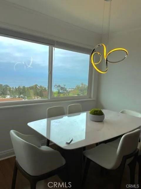 Laguna Beach, CA 92651,21722 Ocean Vista Drive #C