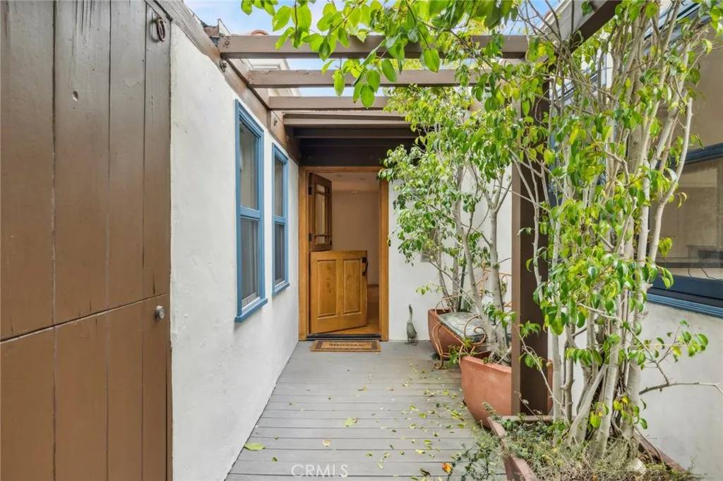Laguna Beach, CA 92651,227 Ledroit Street
