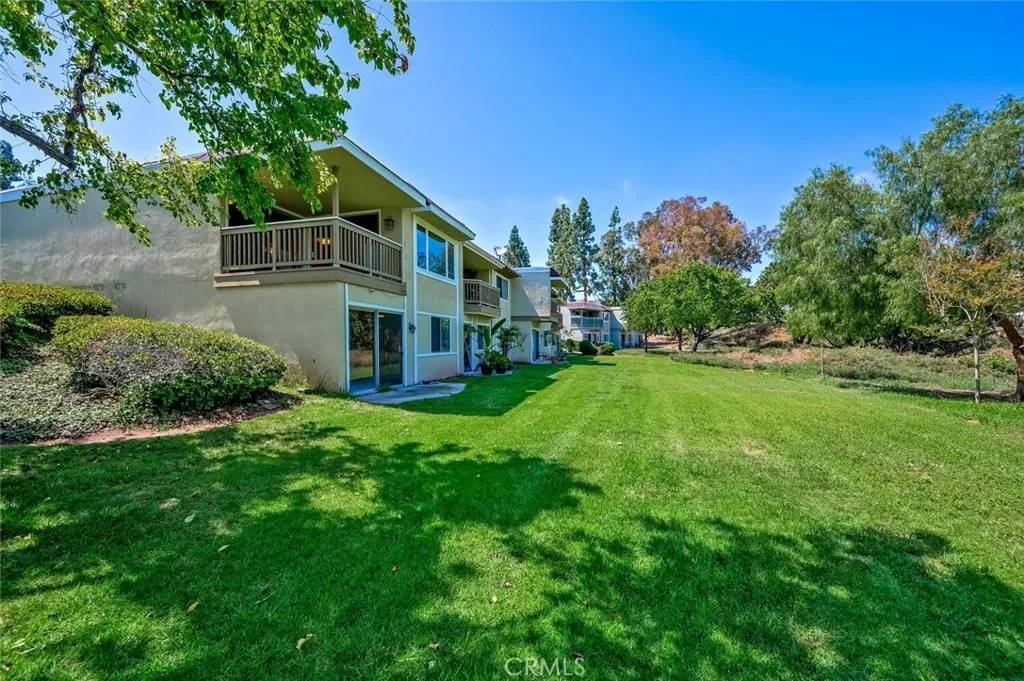 Laguna Hills, CA 92653,23392 Caminito Basilio #332
