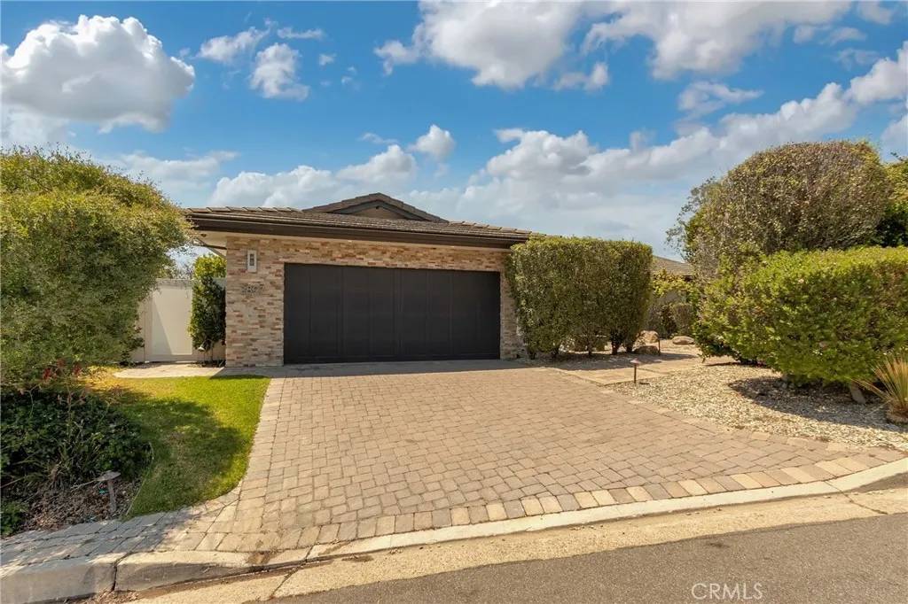 Laguna Beach, CA 92651,2897 Chateau Way