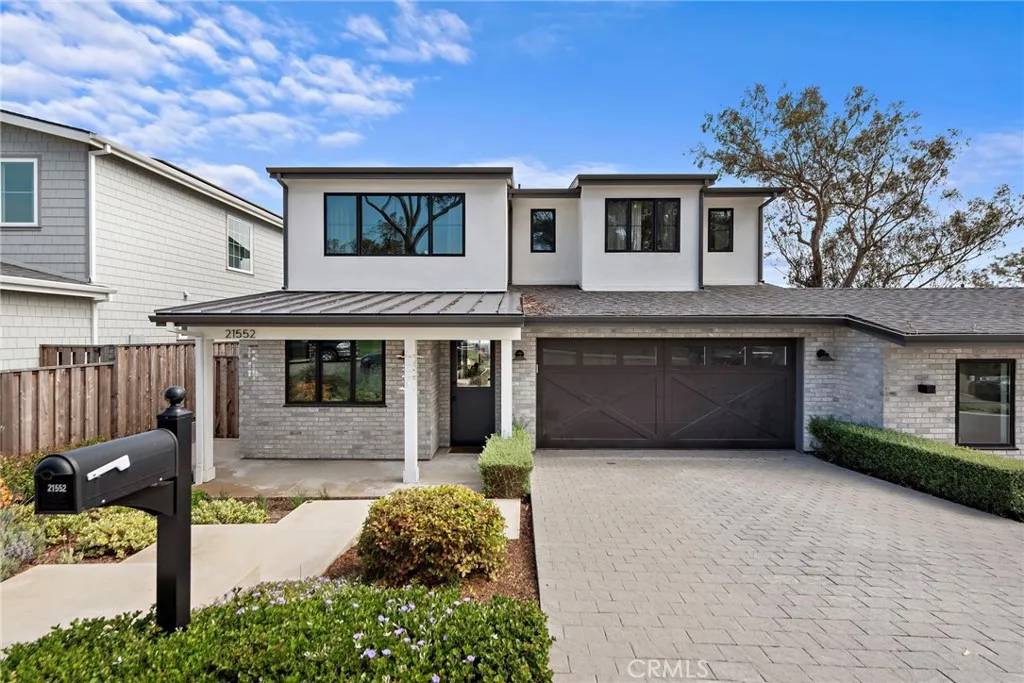 Laguna Beach, CA 92651,21552 Treetop Lane