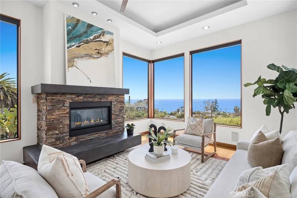 Laguna Beach, CA 92651,31532 Valido Rd