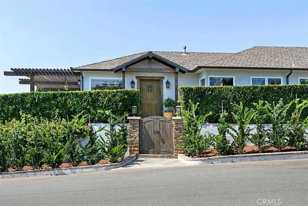 Laguna Beach, CA 92651,228 Ledroit Street