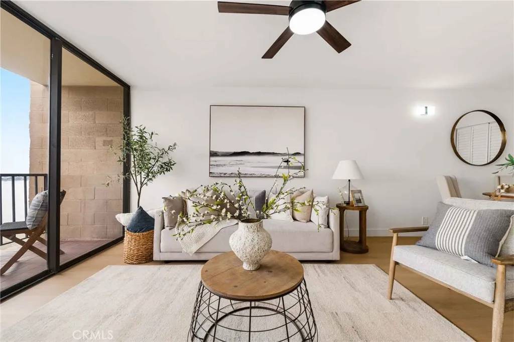 Long Beach, CA 90802,1750 E Ocean Boulevard #902