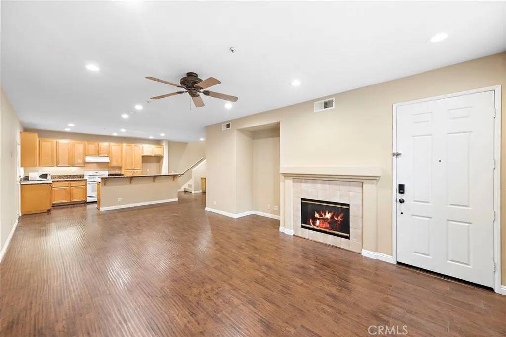 Irvine, CA 92602,12 Idyllwild #15