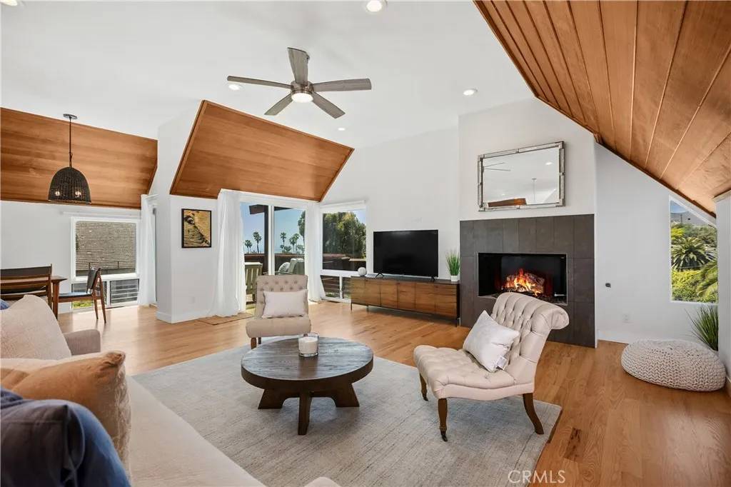 Laguna Beach, CA 92651,390 Saint Anns Drive