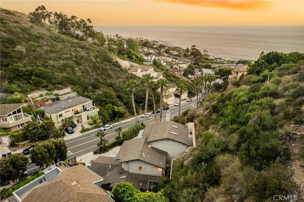 Laguna Beach, CA 92651,426 Nyes Place