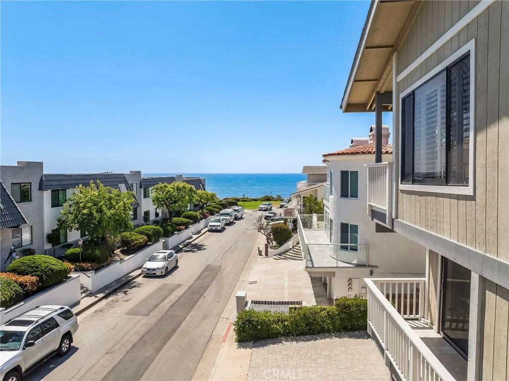 San Clemente, CA 92672,236 Avenida Lobeiro