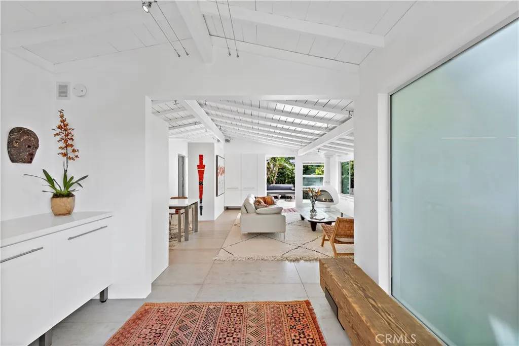 Laguna Beach, CA 92651,239 Fairview Street