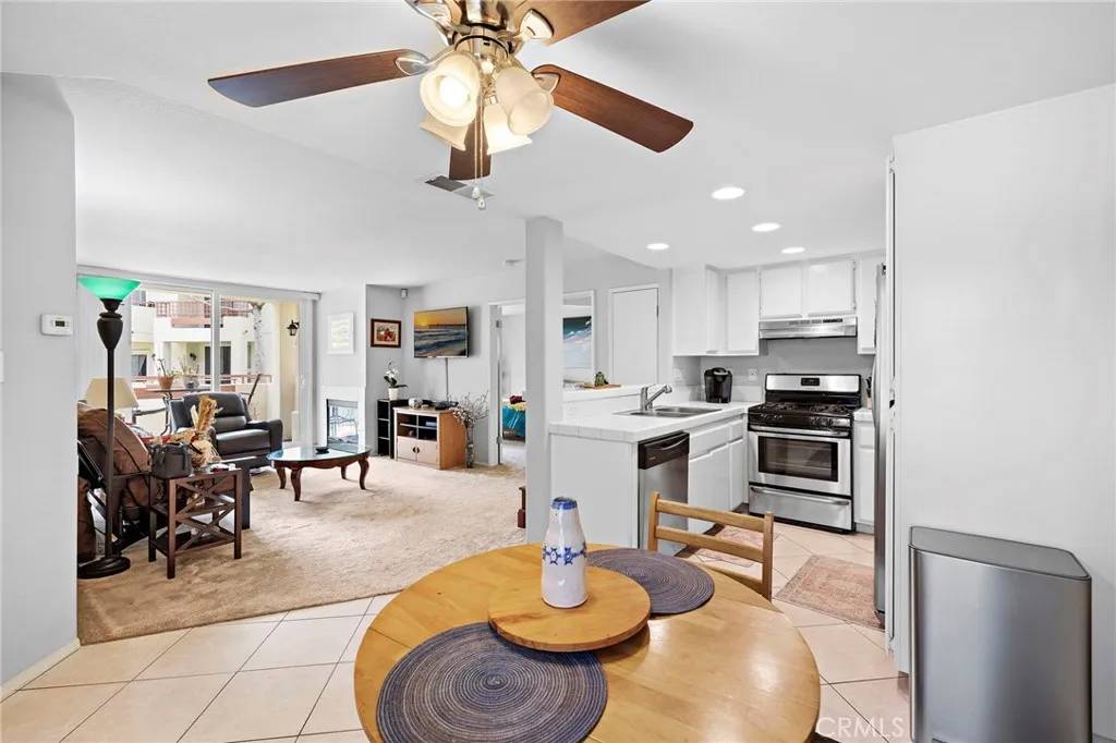 Oceanside, CA 92058,405 Ribbon Beach Way #243