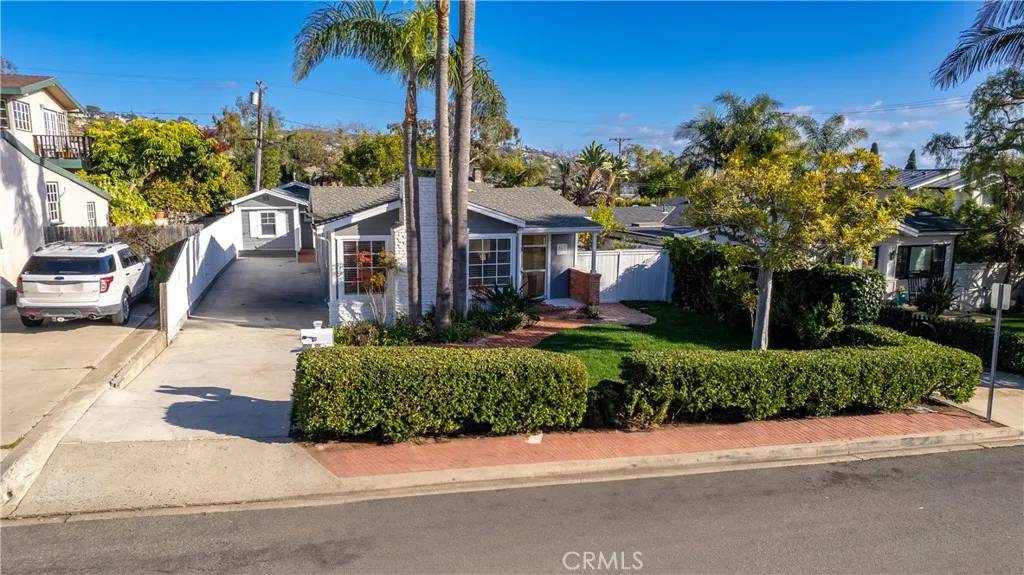 Laguna Beach, CA 92651,417 Poplar Street