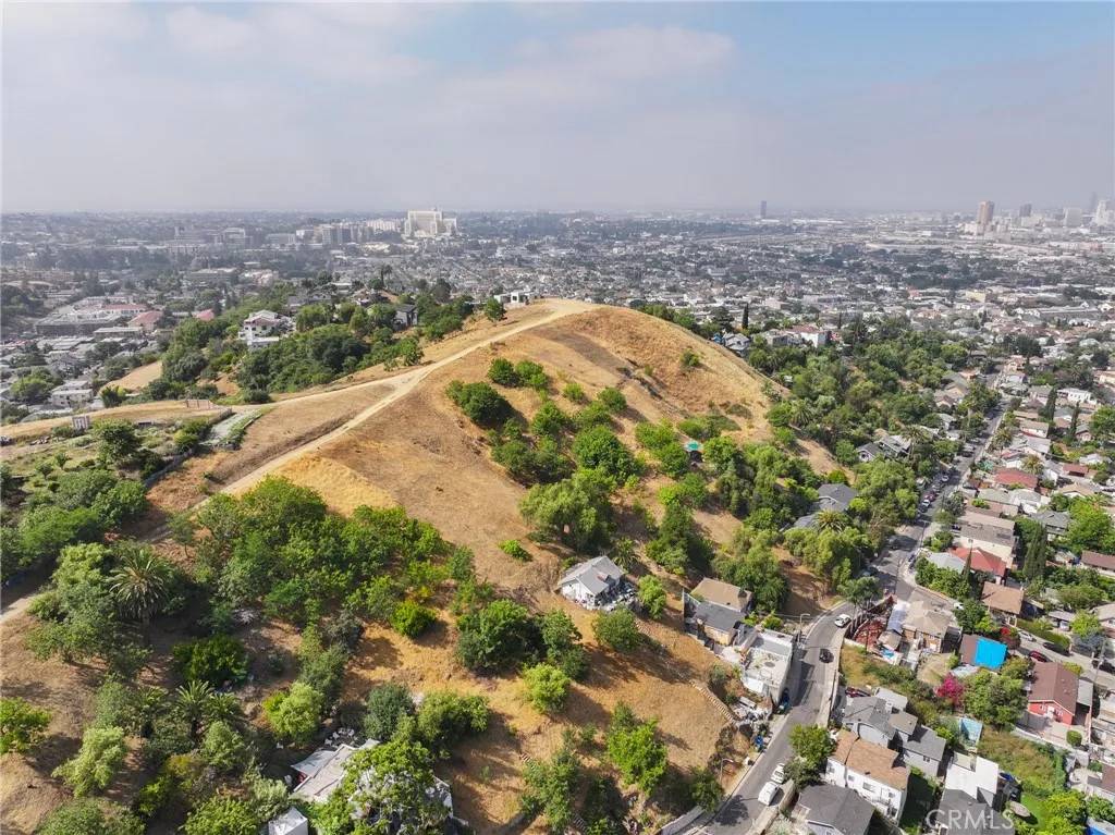 Los Angeles, CA 90031,0 Thomas