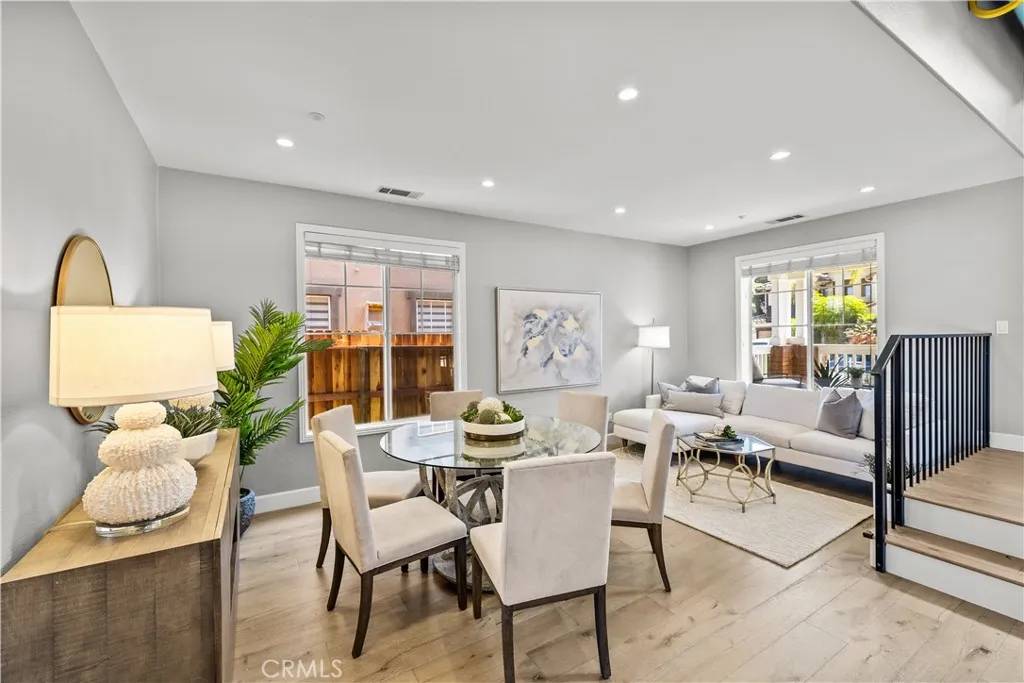 San Clemente, CA 92673,5417 Camino Mojado