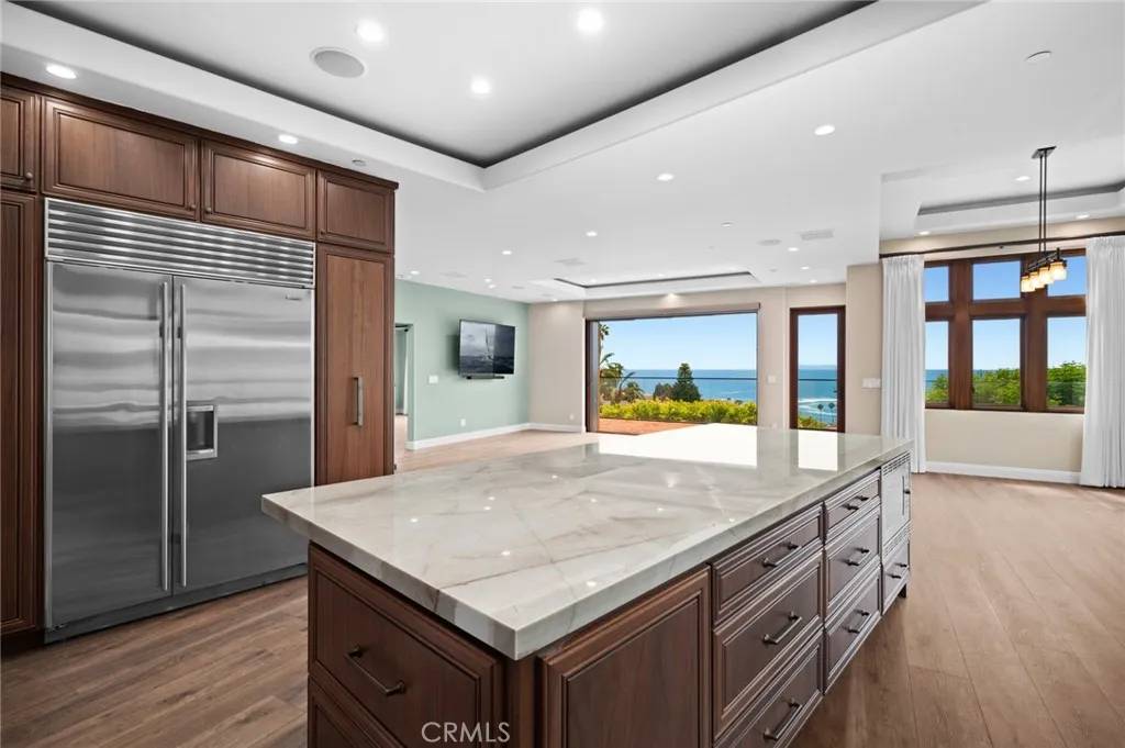 Laguna Beach, CA 92651,374 Ledroit Street