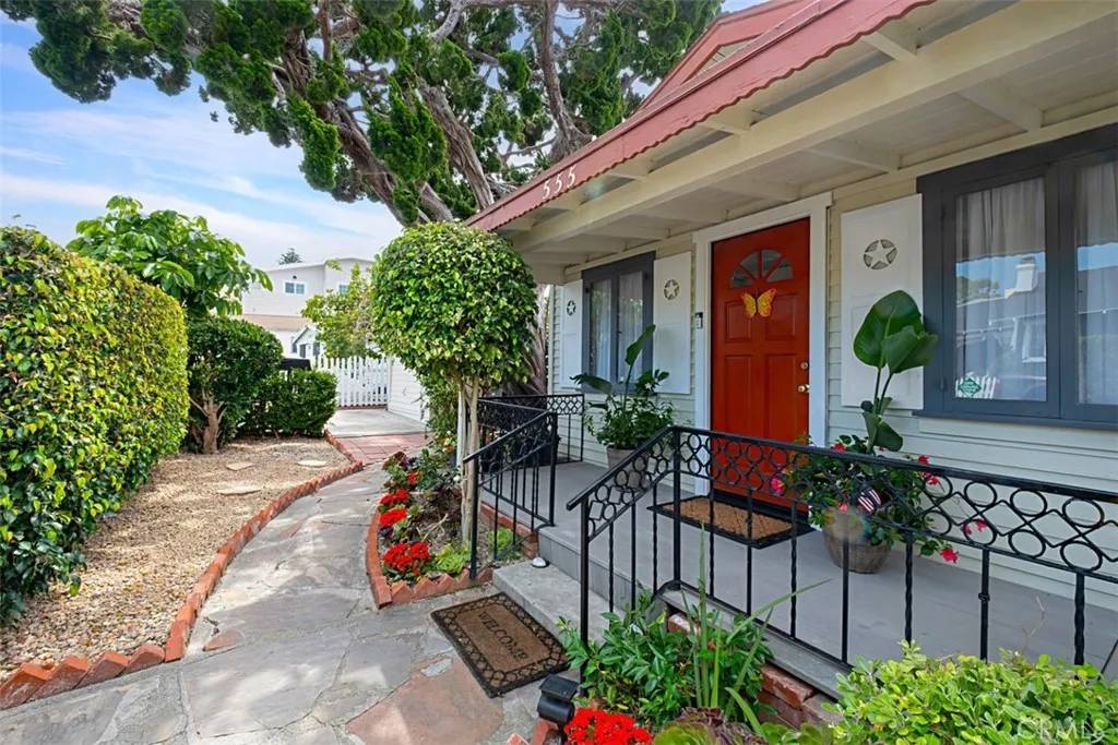 Laguna Beach, CA 92651,555 Through Street