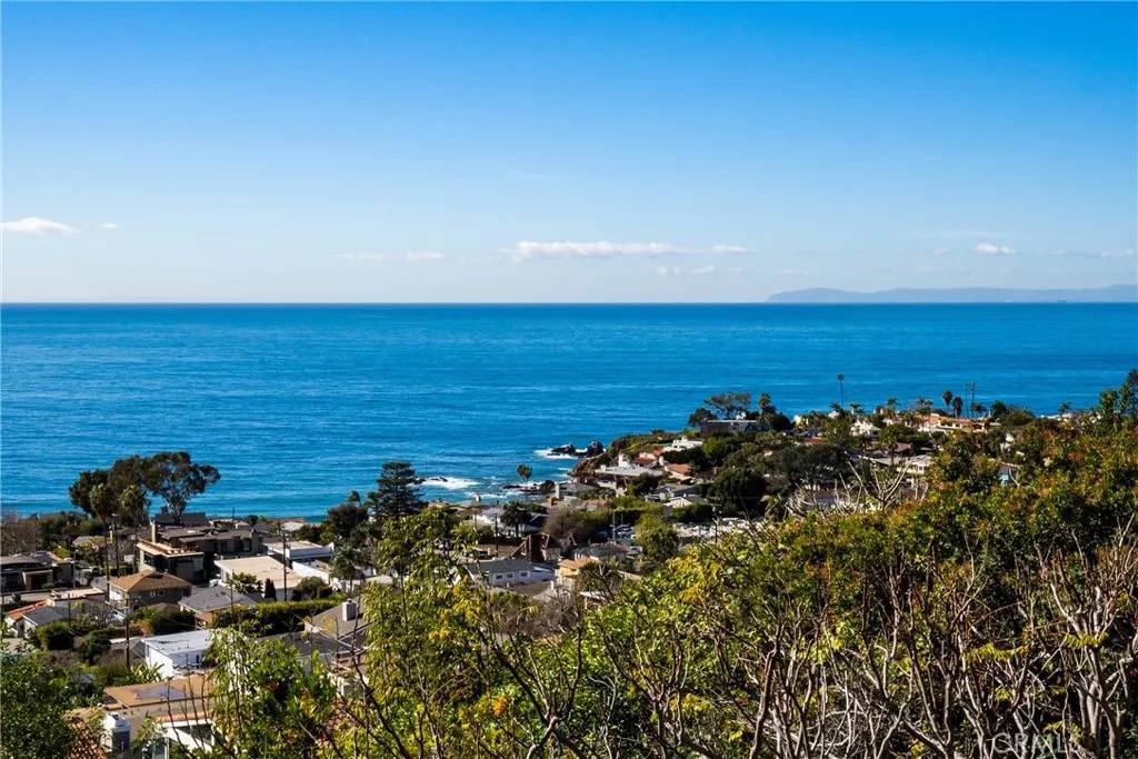 Laguna Beach, CA 92651,481 Dartmoor Street
