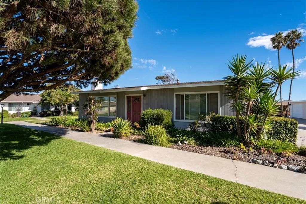 San Clemente, CA 92672,229 Monte Vista #12