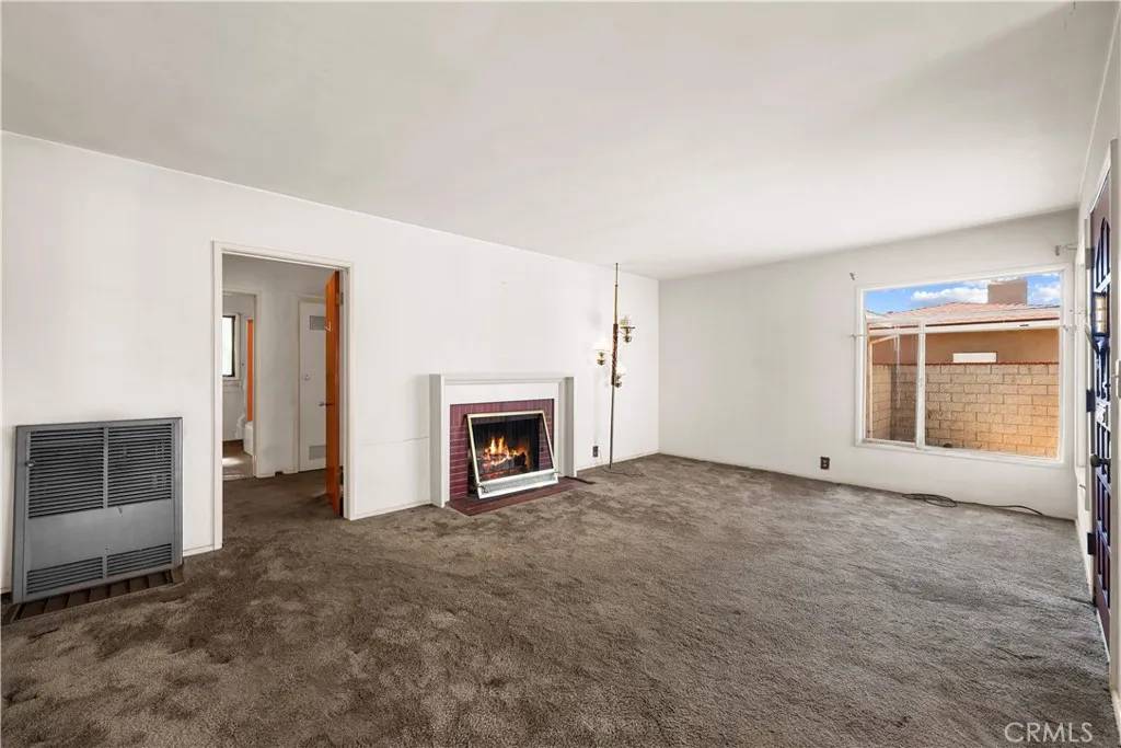 Fullerton, CA 92832,540 W Knepp Avenue