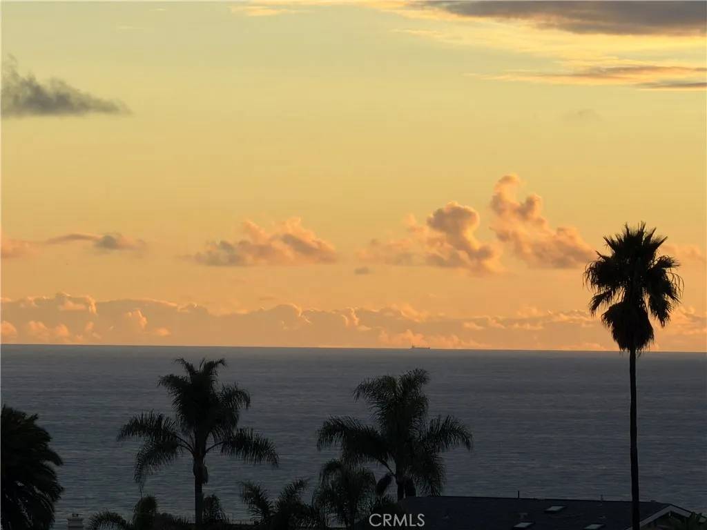 San Clemente, CA 92672,117 Calle Cuervo