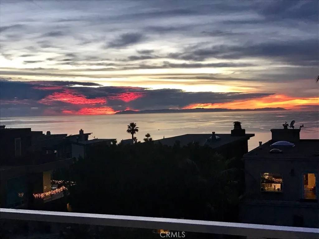 Laguna Beach, CA 92651,1010 Tia Juana Street