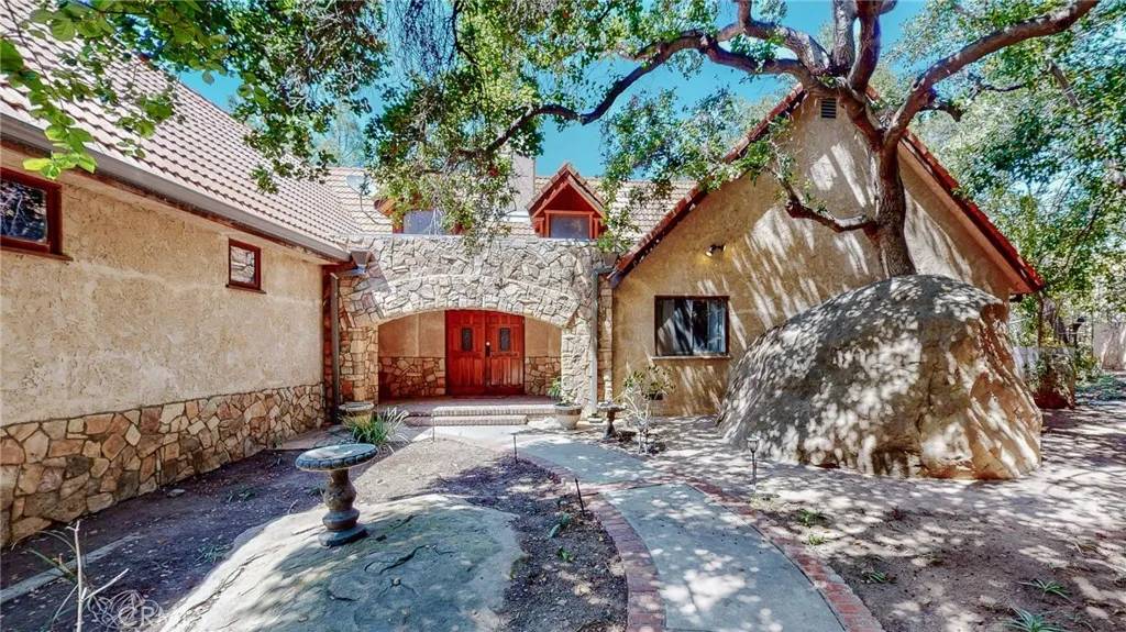 Simi Valley, CA 93063,1248 Rocky Road