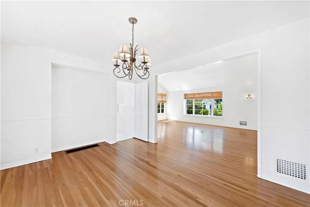 Laguna Beach, CA 92651,333 Locust Street