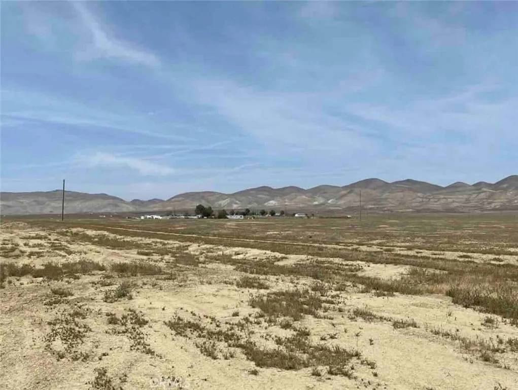 Santa Margarita, CA 93453,14555 Bellflower Road