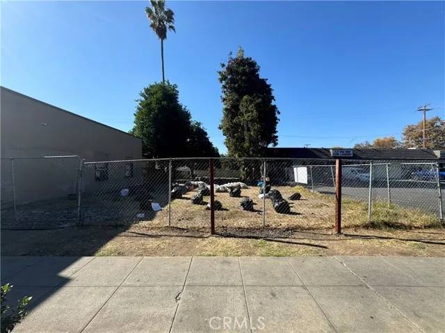 Whittier, CA 90602,8017 Greenleaf