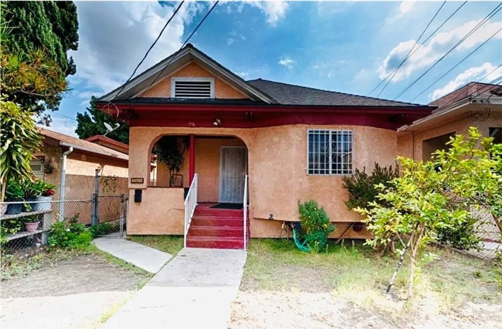 Los Angeles, CA 90033,156 S Clarence Street