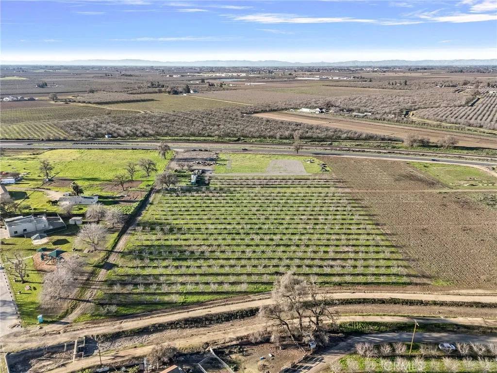 Cressey, CA 95312,3 Santa Fe