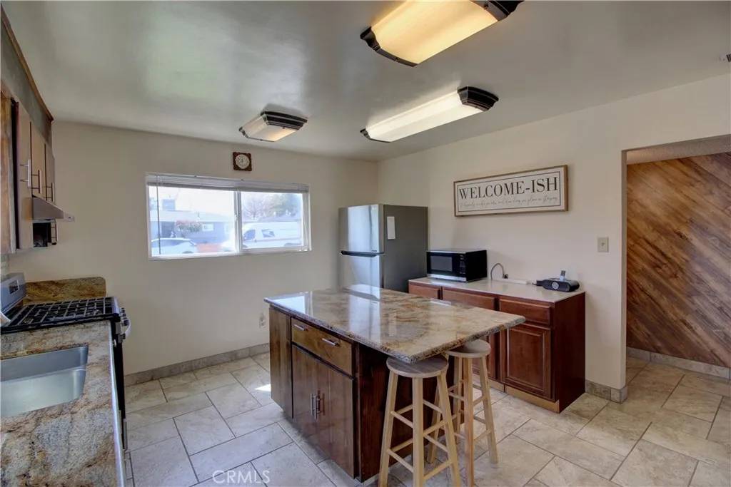 Los Banos, CA 93635,450 Orange Avenue