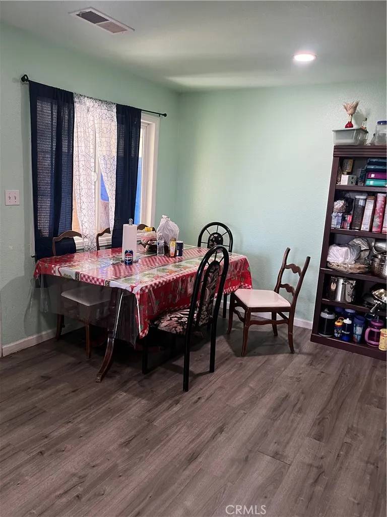 Winton, CA 95388,7114 Myrtle Avenue