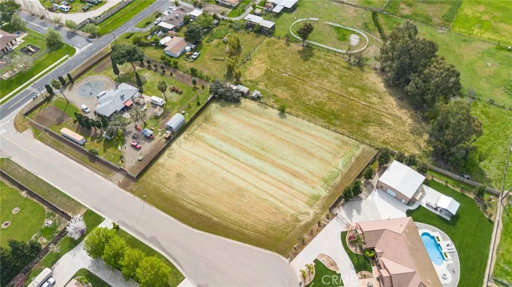 Merced, CA 95341,965 N Bryant
