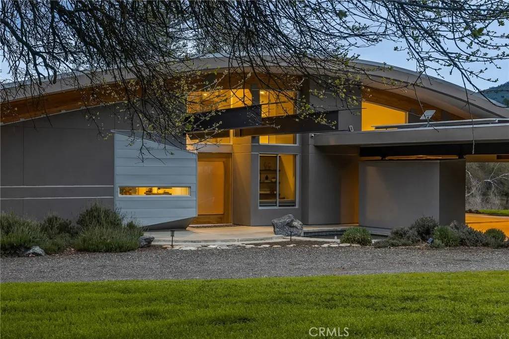 Sanger, CA 93657,26210 Elwood Road