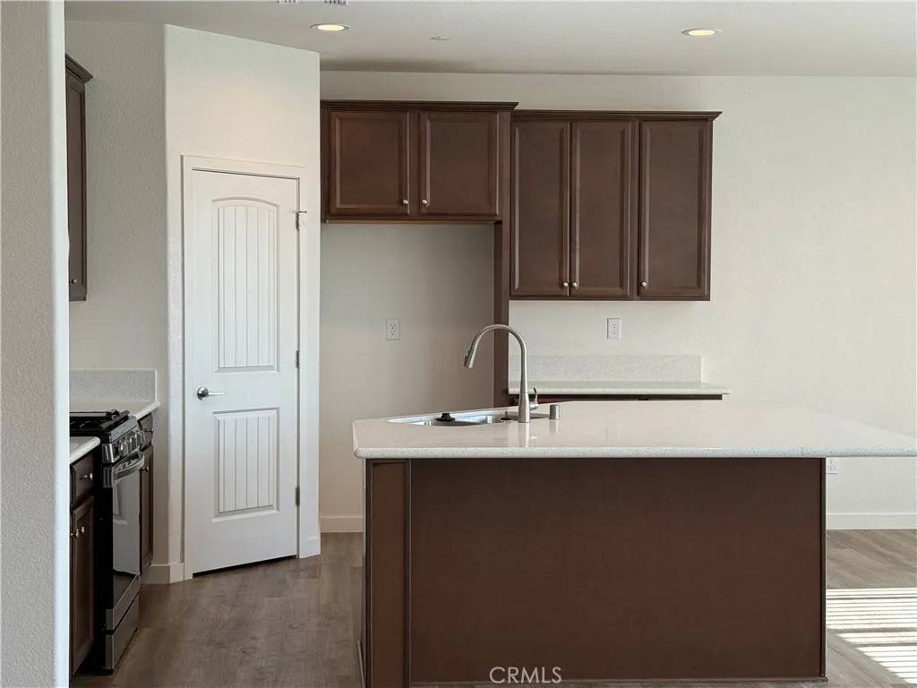 Los Banos, CA 93635,1858 Morro Court