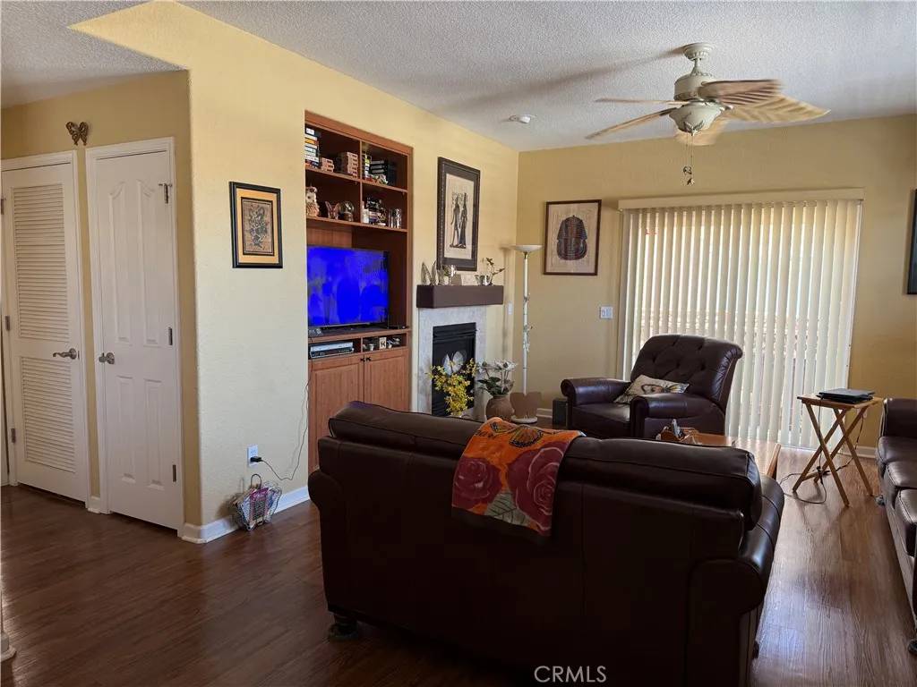 Los Banos, CA 93635,625 Betten Street
