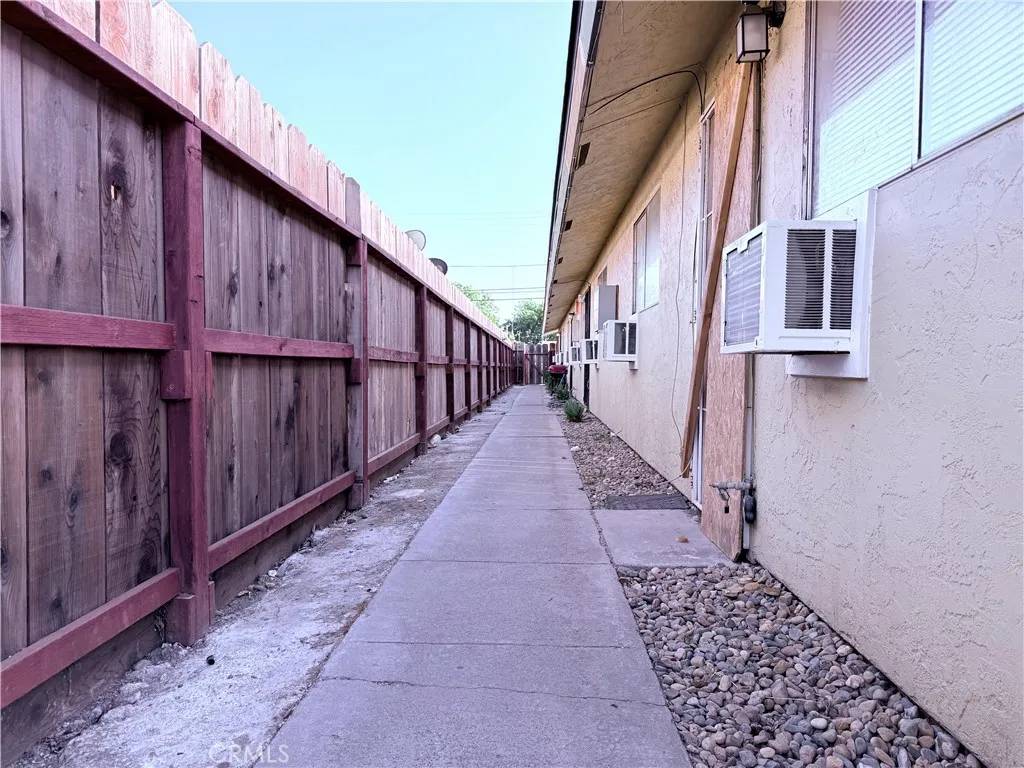 Merced, CA 95341,60 E 12th Street