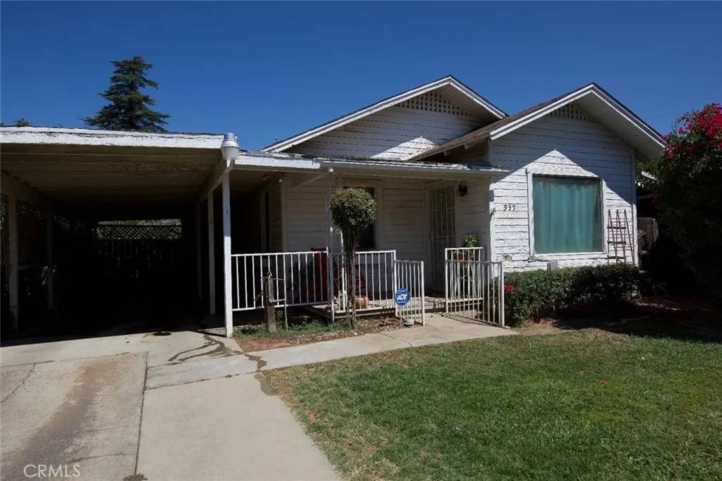 Madera, CA 93638,937 E 6th Street
