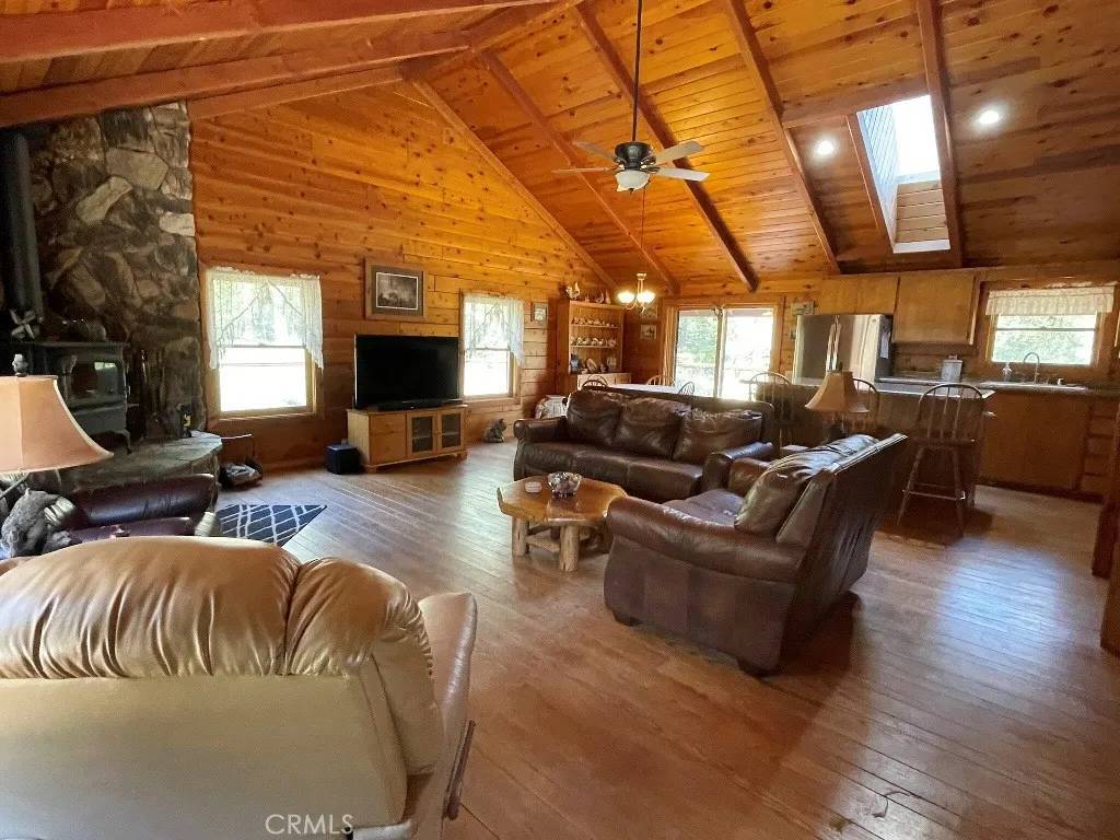 Mariposa, CA 95338,7190 Hites Cove Road