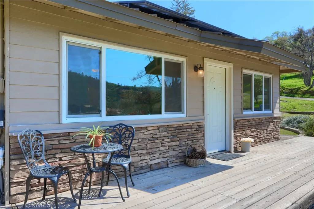 Mariposa, CA 95338,5023 Smith Road