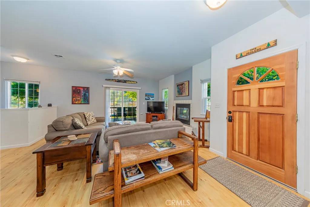 Bass Lake, CA 93604,40333 Road 222 #102