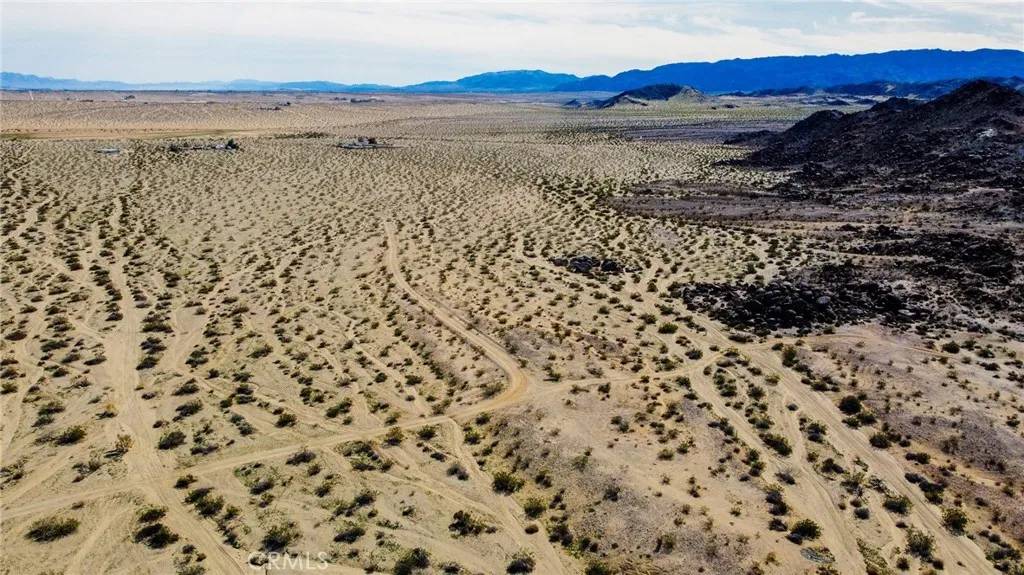 Joshua Tree, CA 92252,0 Sunny Sands